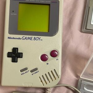 Vintage Gameboy, Games